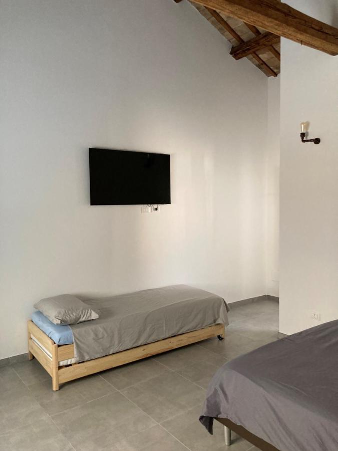 Al Ruderino Hotell Comacchio Eksteriør bilde